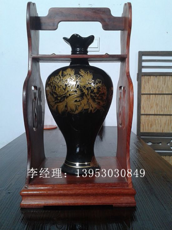 點(diǎn)擊查看詳細(xì)信息<br>標(biāo)題：白酒提籃 閱讀次數(shù)：4630